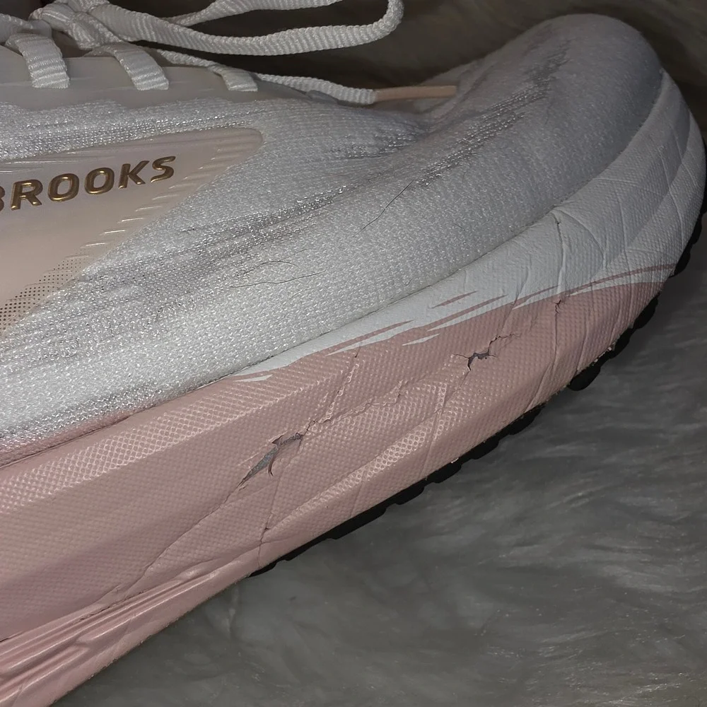 Brooks launch 11